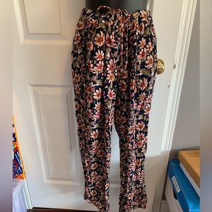 American Eagle Outfitters Floral Pants - Black and Pink